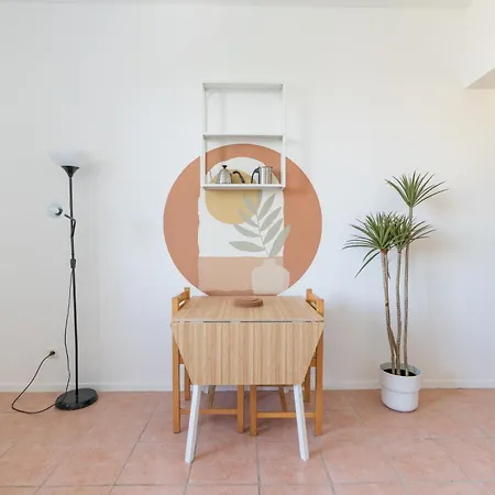 Le Petit Pasteur Yourhosthelper *