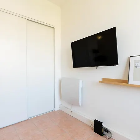 Le Petit Pasteur Yourhosthelper Lägenhet *