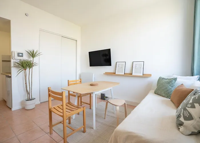 Le Petit Pasteur Yourhosthelper