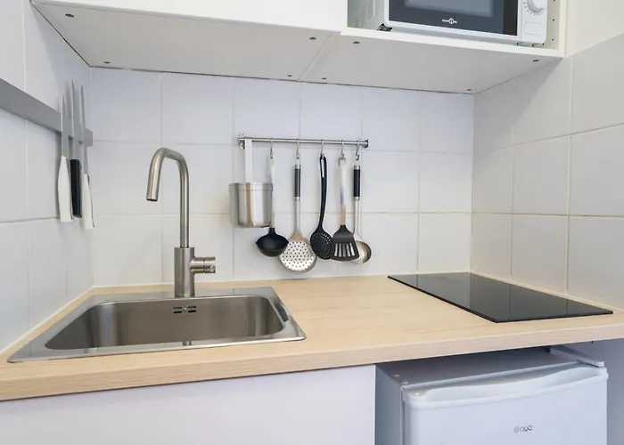 Le Petit Pasteur Yourhosthelper Lägenhet Nîmes