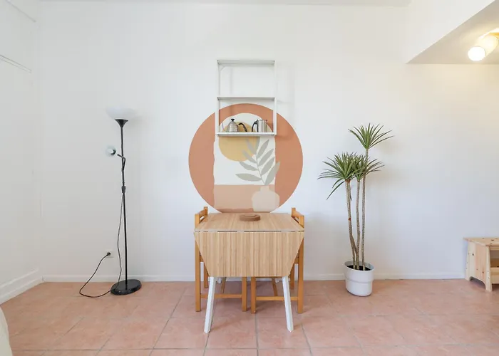 Le Petit Pasteur Yourhosthelper *