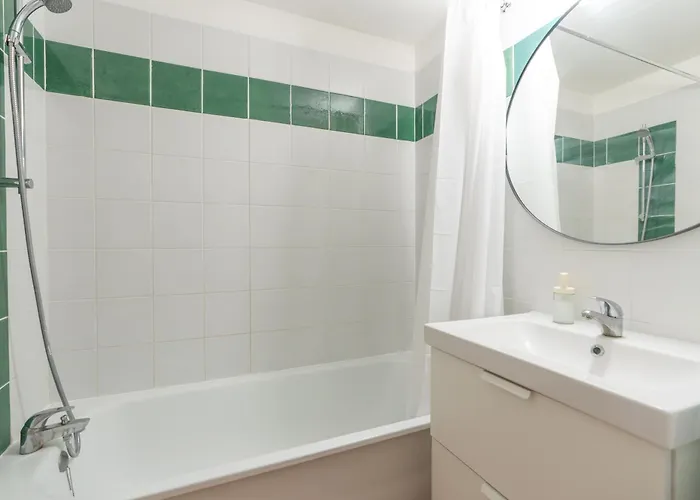 Le Petit Pasteur Yourhosthelper Lägenhet Nîmes